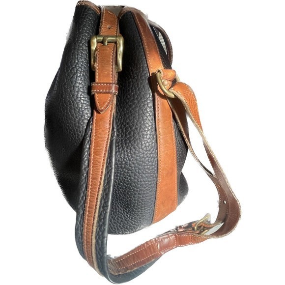 Dooney‎ & Bourke Black Pebbled Leather Drawstring Buckle Shoulder Bag - Vintage - Picture 3 of 5